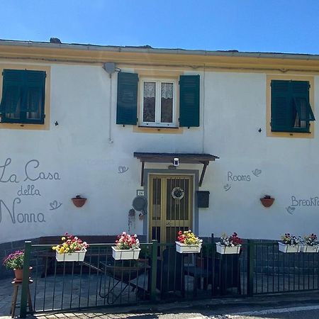 Camere E Accoglienza La Casa Della Nonna Borzonasca Exterior photo
