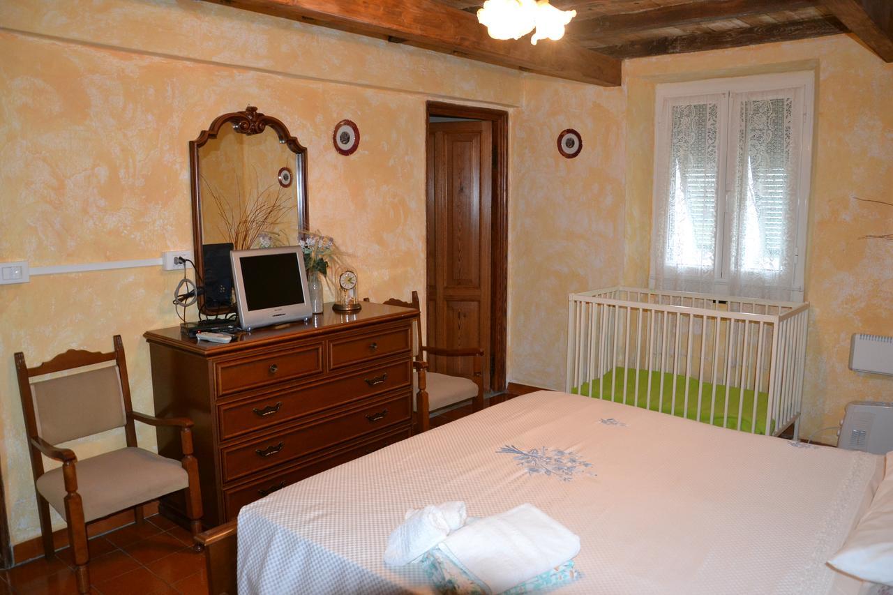 Camere E Accoglienza La Casa Della Nonna Borzonasca Exterior photo